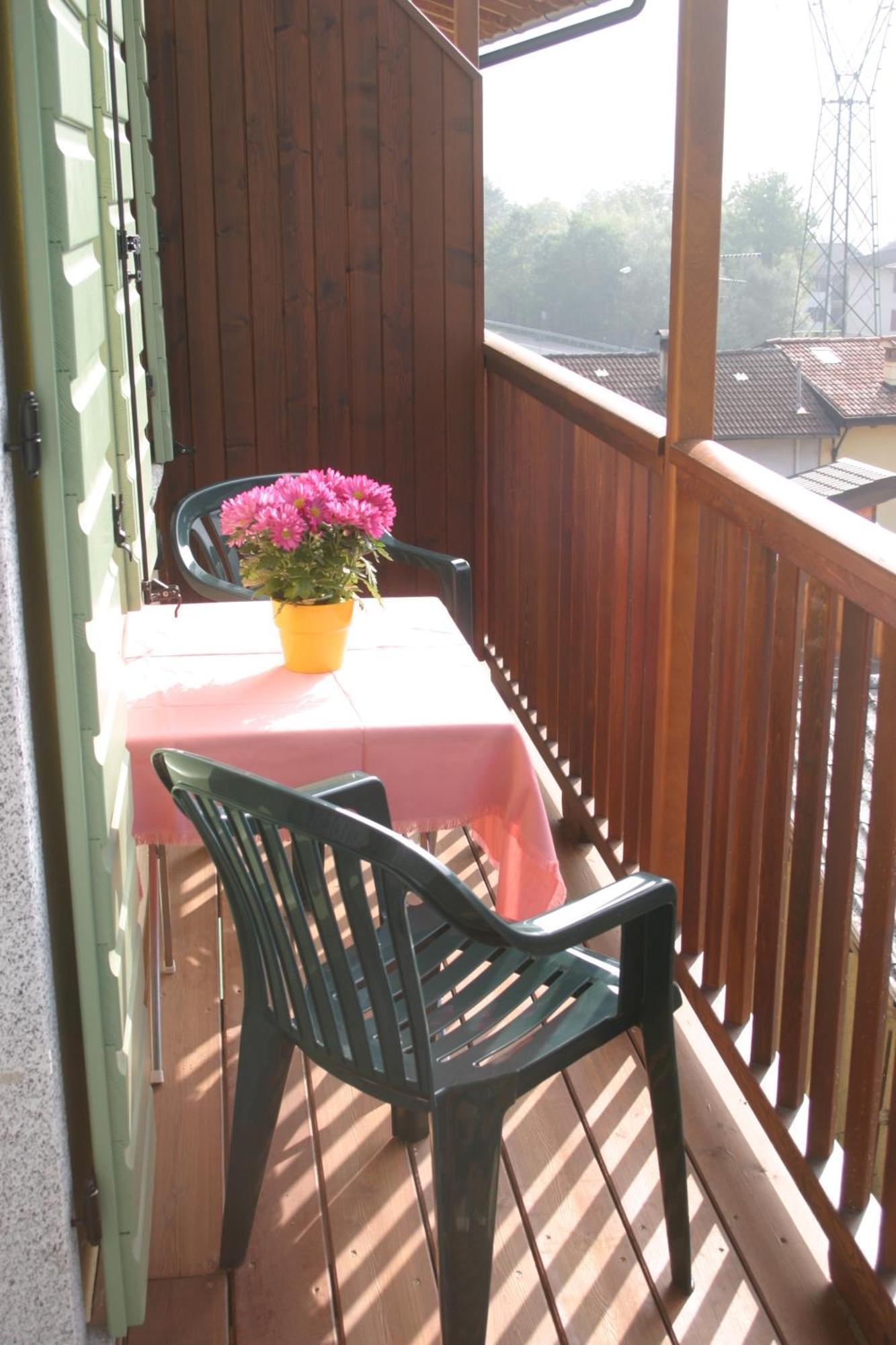 Casa Anita Apartamento Tiarno di Sotto Exterior foto